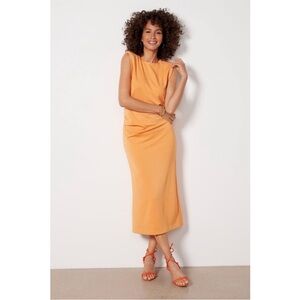 EVEREVE NWT Zoe Strong Shoulder Stretch Orange Midi Dress // Small